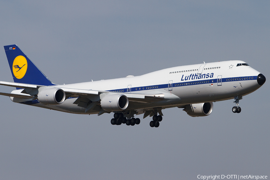 Lufthansa Boeing 747-830 (D-ABYT) | Photo 490947