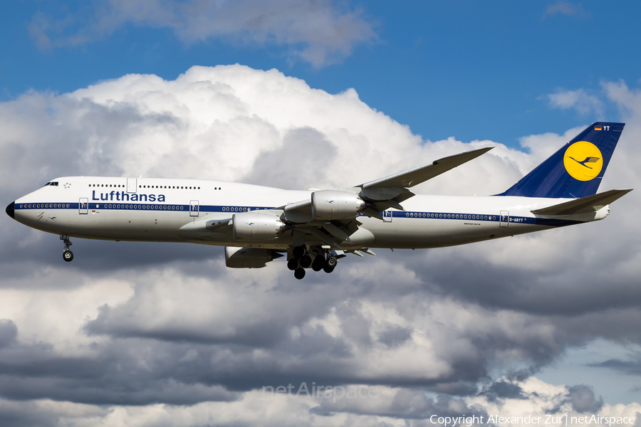 Lufthansa Boeing 747-830 (D-ABYT) | Photo 83391