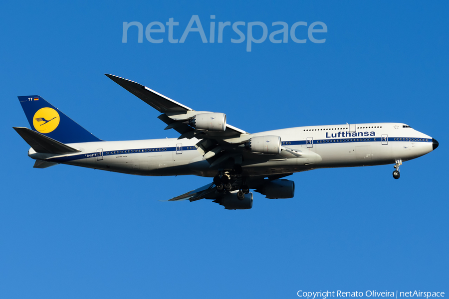 Lufthansa Boeing 747-830 (D-ABYT) | Photo 331530