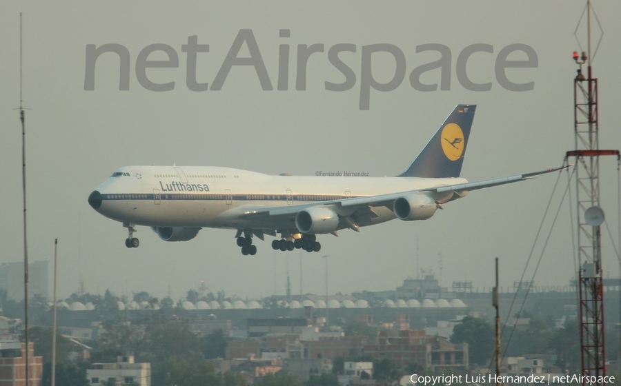 Lufthansa Boeing 747-830 (D-ABYT) | Photo 395084