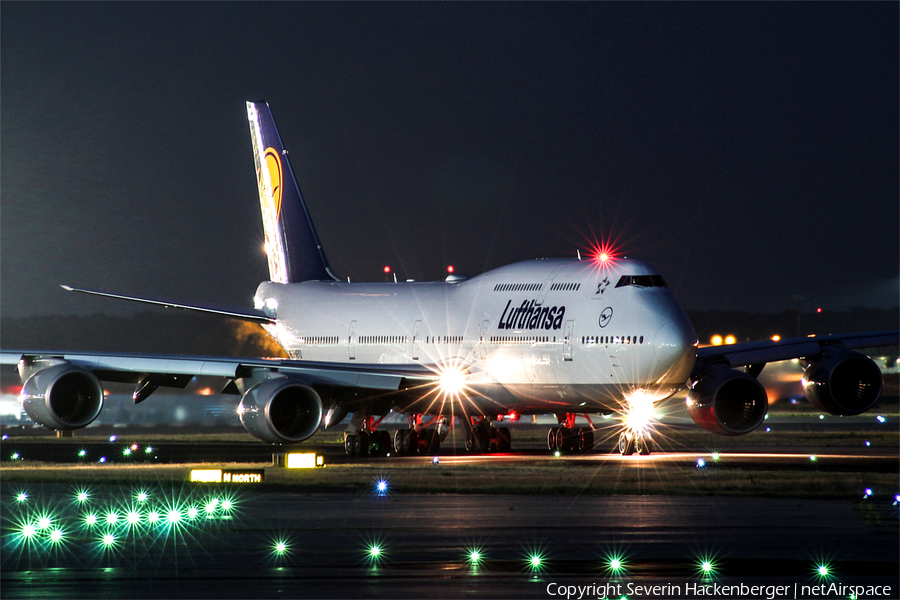 Lufthansa Boeing 747-830 (D-ABYU) | Photo 170822