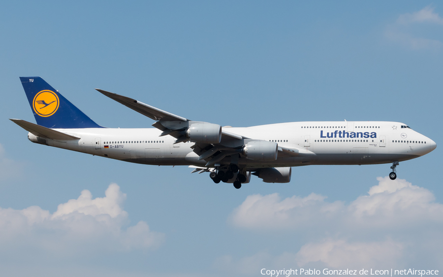Lufthansa Boeing 747-830 (D-ABYU) | Photo 338820