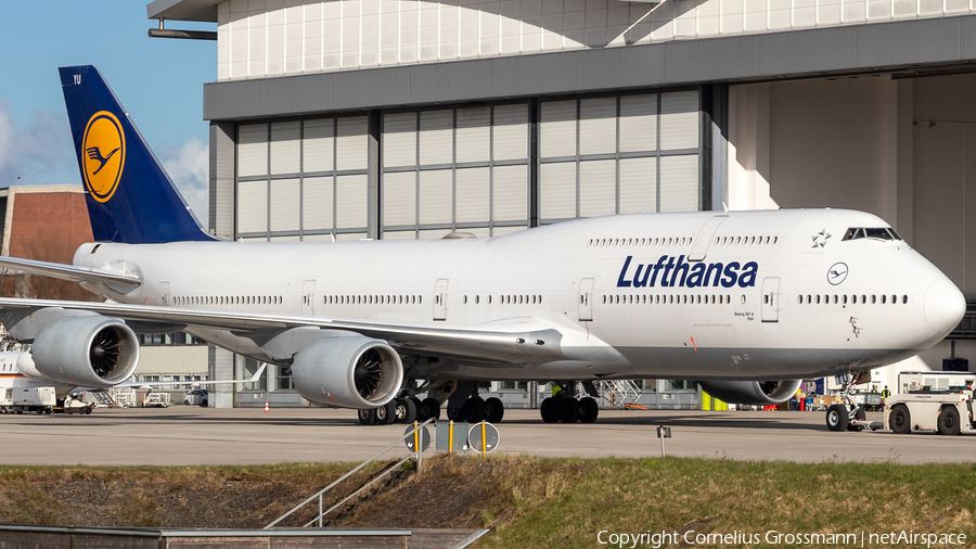 Lufthansa Boeing 747-830 (D-ABYU) | Photo 442215