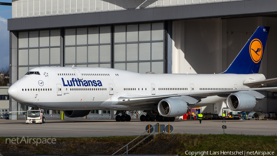Lufthansa Boeing 747-830 (D-ABYU) | Photo 442234