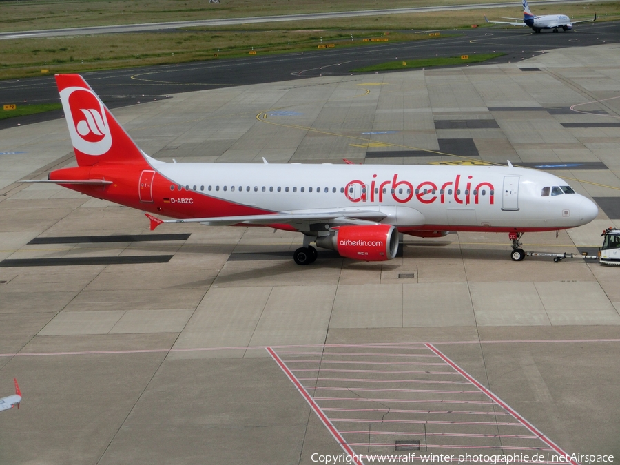 Air Berlin Airbus A320-216 (D-ABZC) | Photo 363892