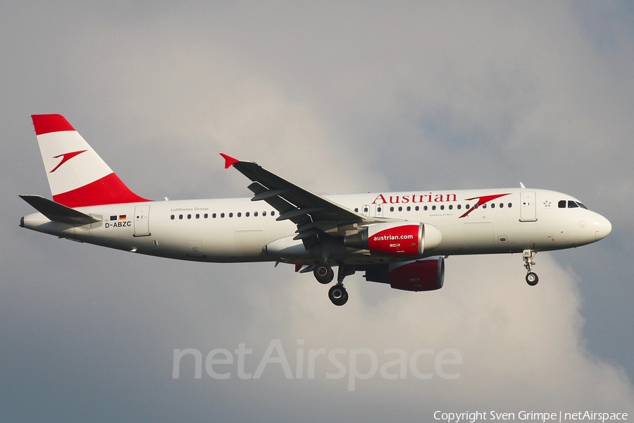 Austrian Airlines (Air Berlin) Airbus A320-216 (D-ABZC) | Photo 181554