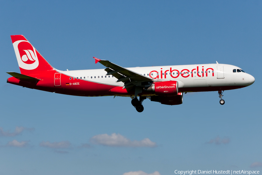 Air Berlin Airbus A320-216 (D-ABZE) | Photo 489940