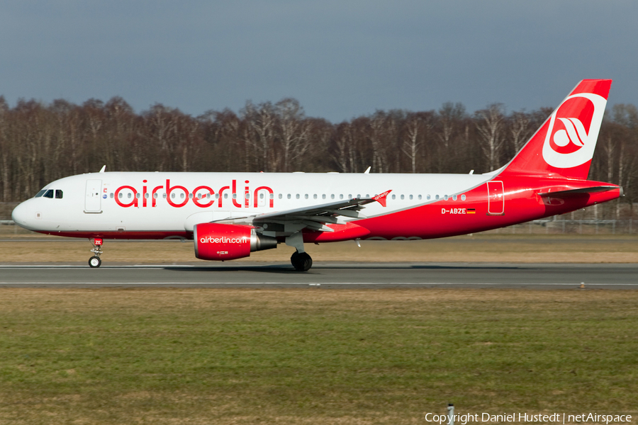 Air Berlin Airbus A320-216 (D-ABZE) | Photo 495456