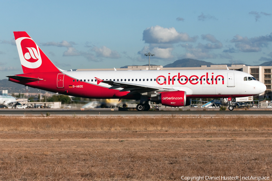 Air Berlin Airbus A320-216 (D-ABZE) | Photo 488784