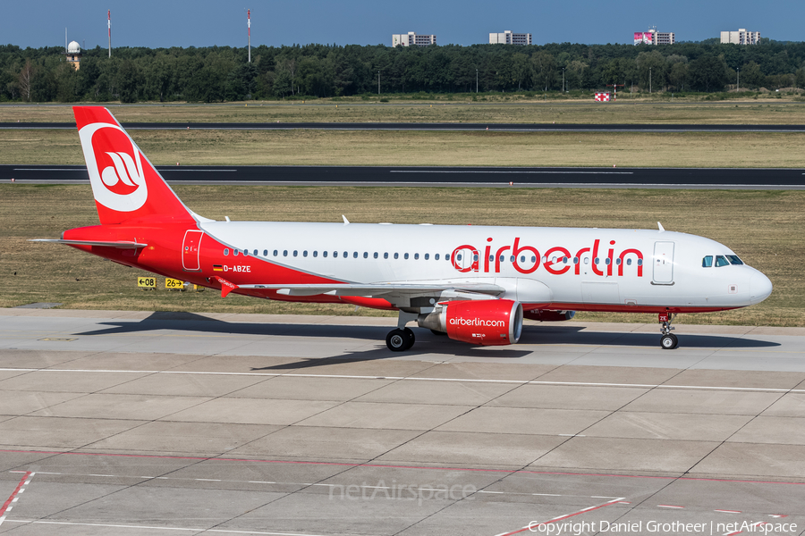 Air Berlin Airbus A320-216 (D-ABZE) | Photo 85278