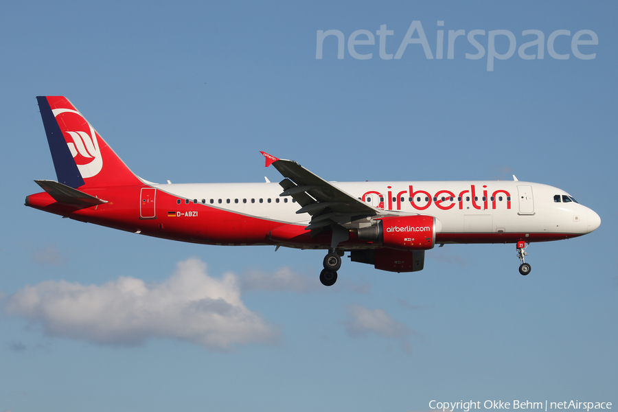 Air Berlin Airbus A320-216 (D-ABZI) | Photo 324438