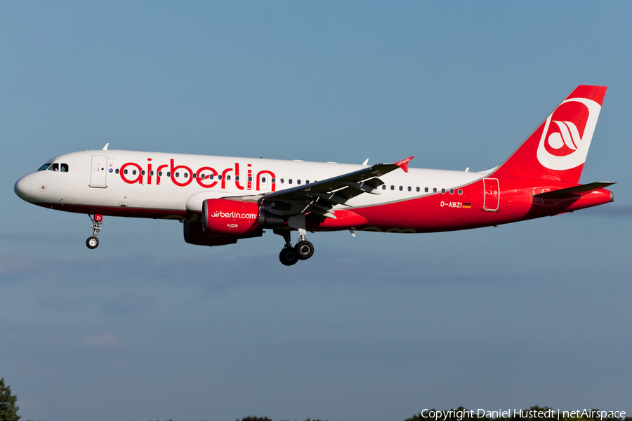 Air Berlin Airbus A320-216 (D-ABZI) | Photo 489218