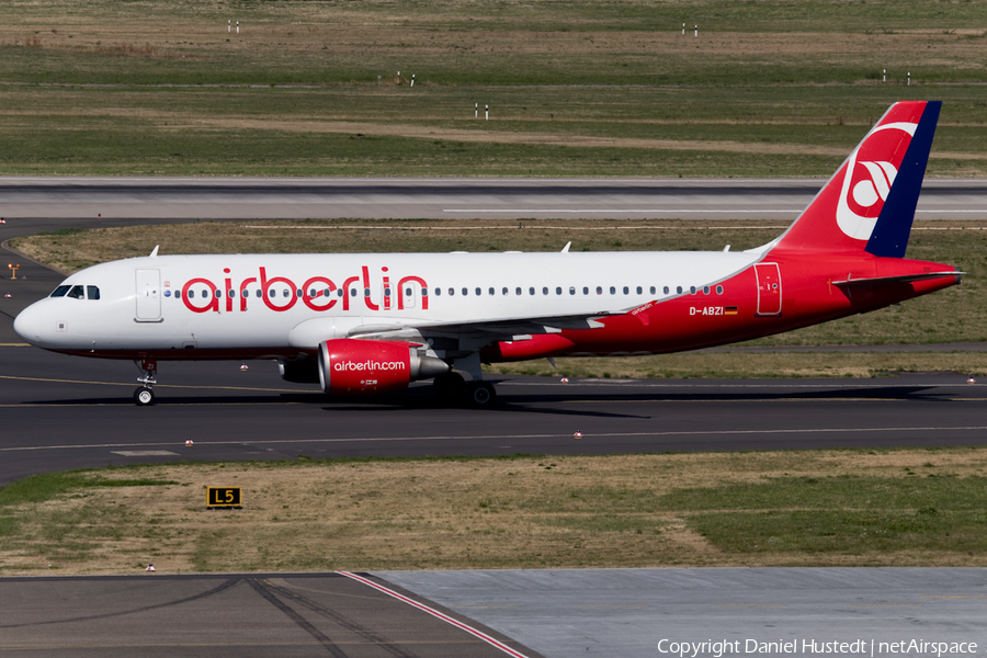 Air Berlin Airbus A320-216 (D-ABZI) | Photo 425610