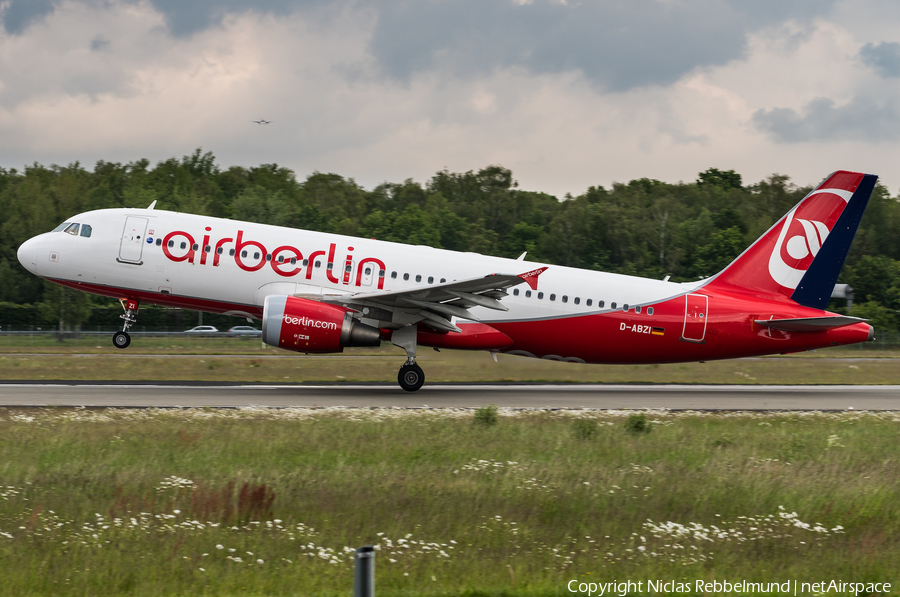 Eurowings Airbus A320-216 (D-ABZI) | Photo 324799