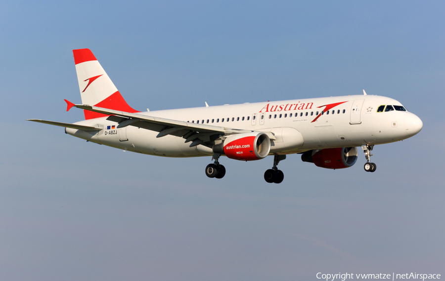 Austrian Airlines (Air Berlin) Airbus A320-216 (D-ABZJ) | Photo 193450