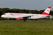 Austrian Airlines (Air Berlin) Airbus A320-216 (D-ABZJ) at  Hamburg - Fuhlsbuettel (Helmut Schmidt), Germany