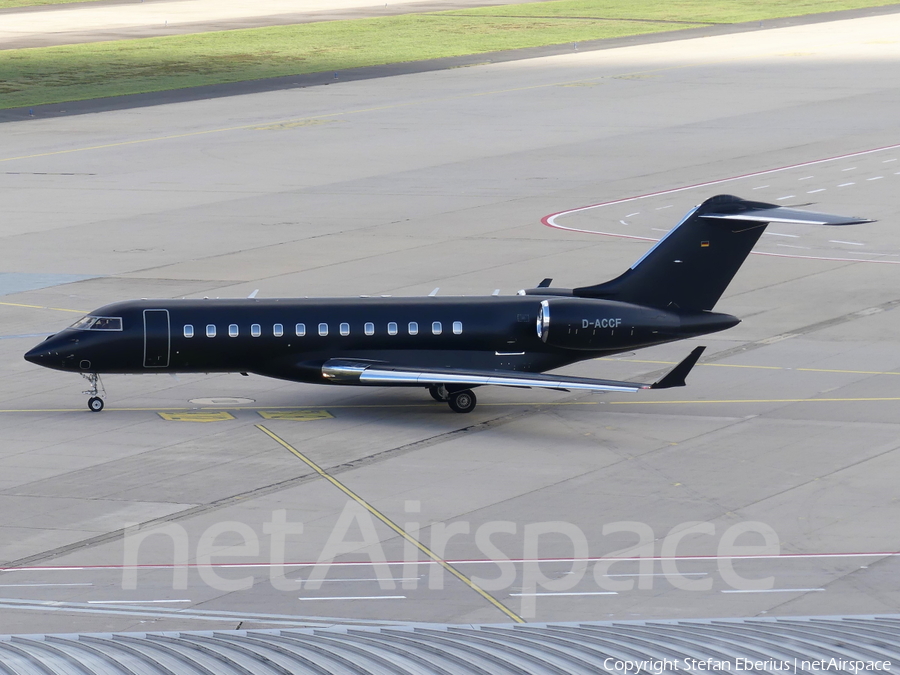 MHS Aviation Bombardier BD-700-1A10 Global Express XRS (D-ACCF) | Photo 355728