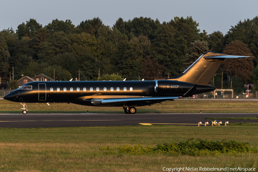 MHS Aviation Bombardier BD-700-1A10 Global Express XRS (D-ACCF) | Photo 262426