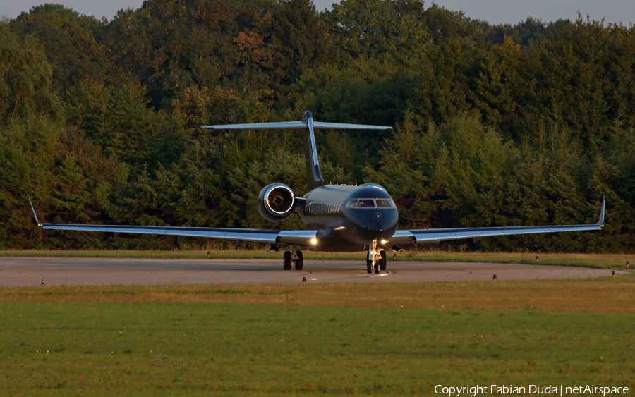 MHS Aviation Bombardier BD-700-1A10 Global Express XRS (D-ACCF) | Photo 274110