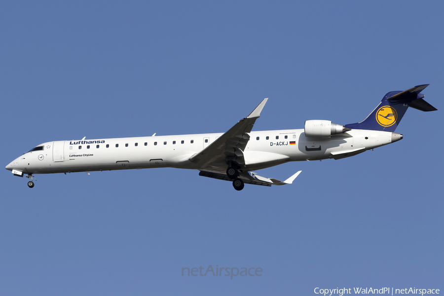 Lufthansa Regional (CityLine) Bombardier CRJ-900ER (D-ACKJ) | Photo 614082