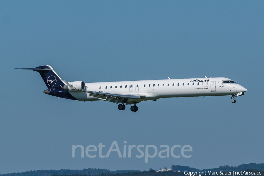 Lufthansa Regional (CityLine) Bombardier CRJ-900LR (D-ACNA) | Photo 587797