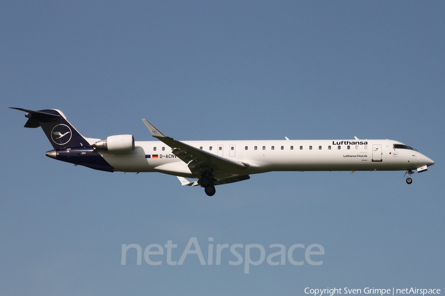 Lufthansa (CityLine) Bombardier CRJ-900LR (D-ACNV) | Photo 403801