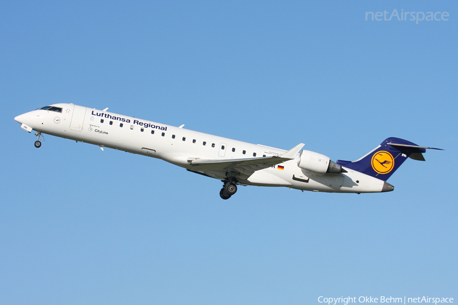 Lufthansa Regional (CityLine) Bombardier CRJ-701ER (D-ACPR) | Photo 52974