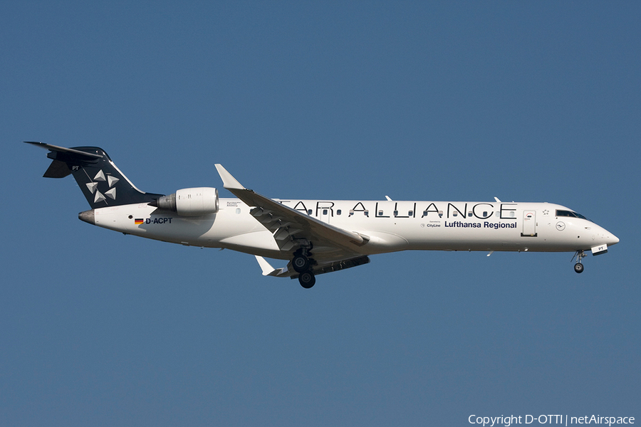 Lufthansa Regional (CityLine) Bombardier CRJ-701ER (D-ACPT) | Photo 270470