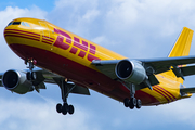 DHL (European Air Transport Leipzig) Airbus A300F4-622R (D-AEAF) at  London - Heathrow, United Kingdom