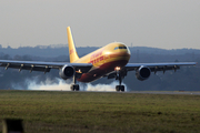 DHL (European Air Transport Leipzig) Airbus A300B4-622R(F) (D-AEAM) at  London - Luton, United Kingdom