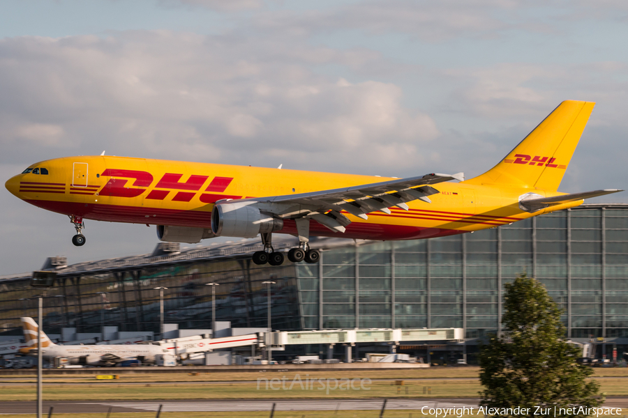 DHL (European Air Transport Leipzig) Airbus A300F4-622R (D-AEAT) | Photo 176021