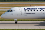 Lufthansa Regional (CityLine) Embraer ERJ-195LR (ERJ-190-200LR) (D-AEBC) at  Munich, Germany