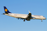Lufthansa Regional (CityLine) Embraer ERJ-195LR (ERJ-190-200LR) (D-AEBF) at  Zurich - Kloten, Switzerland