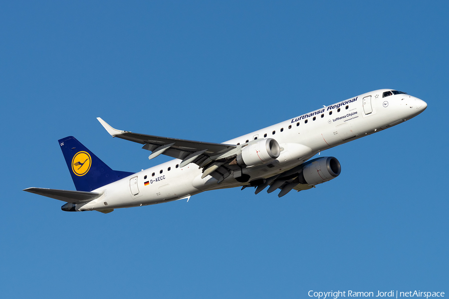 Lufthansa Regional (CityLine) Embraer ERJ-190LR (ERJ-190-100LR) (D-AECC) | Photo 426691