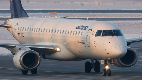 Lufthansa (CityLine) Embraer ERJ-190LR (ERJ-190-100LR) (D-AECE) at  Frankfurt am Main, Germany