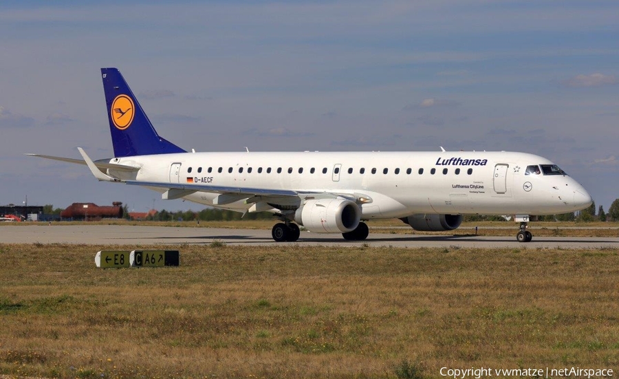 Lufthansa (CityLine) Embraer ERJ-190LR (ERJ-190-100LR) (D-AECF) | Photo 263545