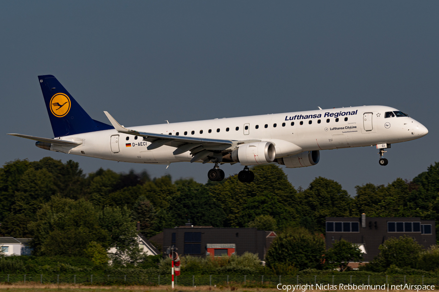 Lufthansa Regional (CityLine) Embraer ERJ-190LR (ERJ-190-100LR) (D-AECI) | Photo 398201