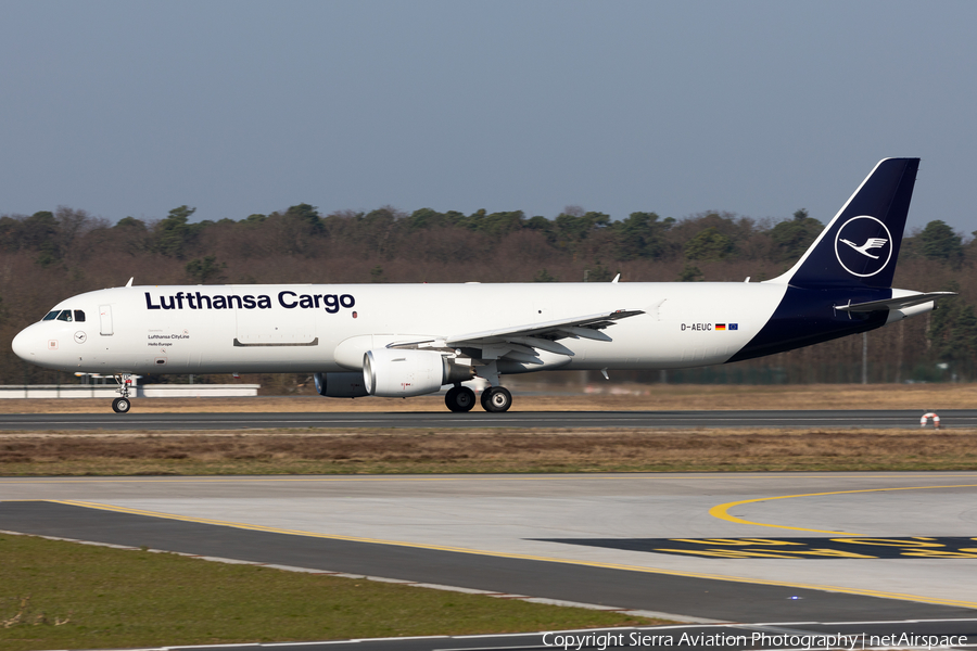 Eurowings Airbus A321-211 (D-AEUC) | Photo 502419