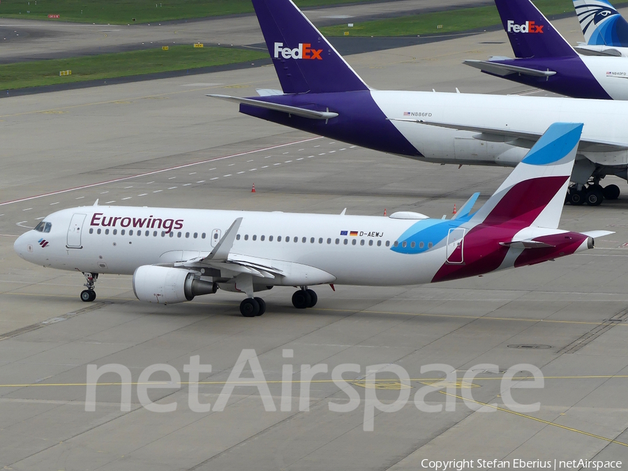 Eurowings Airbus A320-214 (D-AEWJ) | Photo 568712