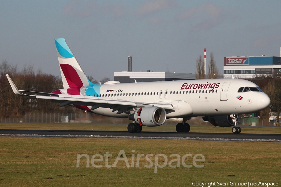 Eurowings Airbus A320-214 (D-AEWJ) | Photo 220270