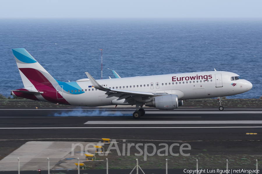Eurowings Airbus A320-214 (D-AEWJ) | Photo 419602