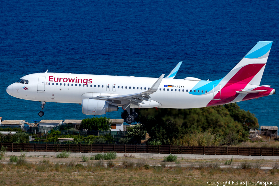 Eurowings Airbus A320-214 (D-AEWK) | Photo 582359