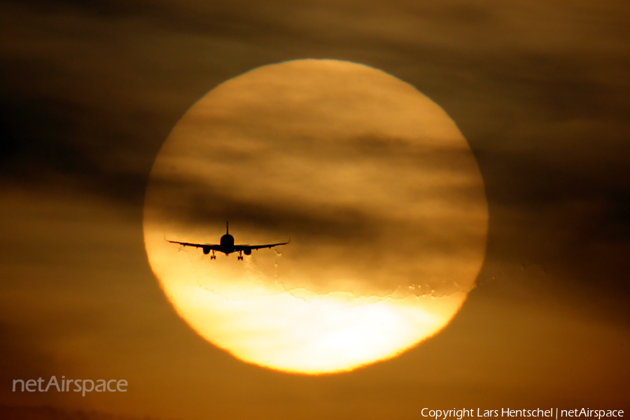 Eurowings Airbus A320-214 (D-AEWM) | Photo 132134