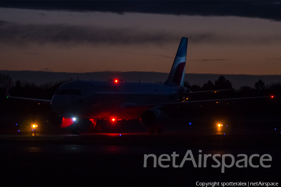 Eurowings Airbus A320-214 (D-AEWN) | Photo 137803