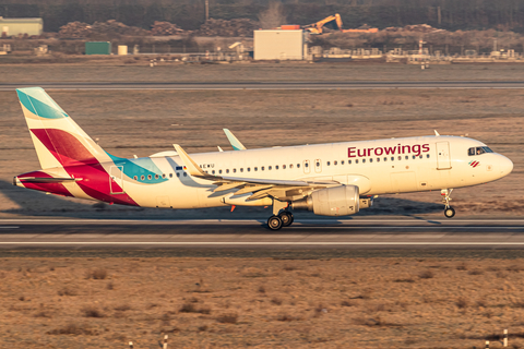 Eurowings Airbus A320-214 (D-AEWU) at  Dusseldorf - International, Germany