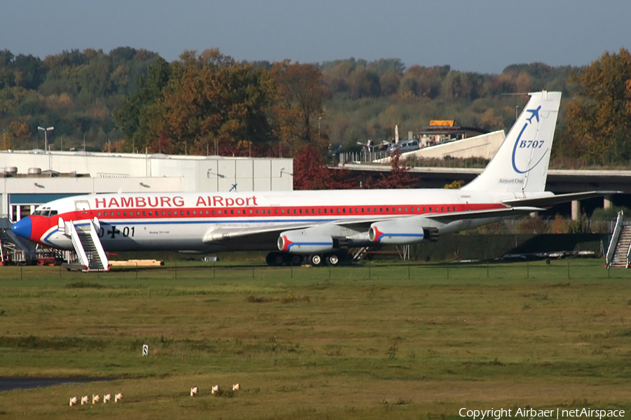 Hamburg Airport Boeing 707-430 (D-AFHG) | Photo 371760