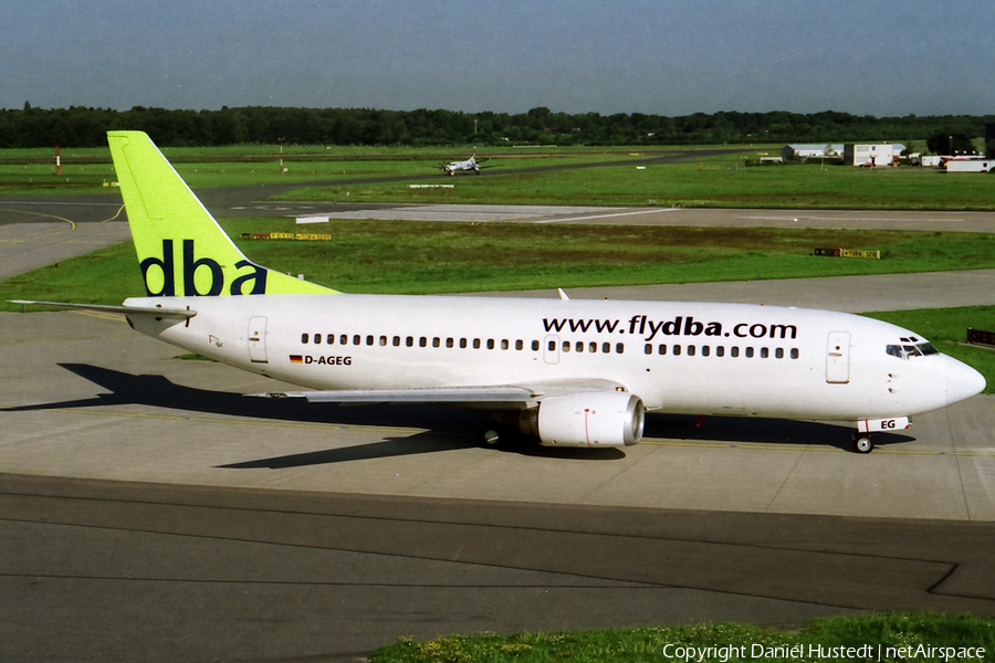 dba Boeing 737-35B (D-AGEG) | Photo 425323