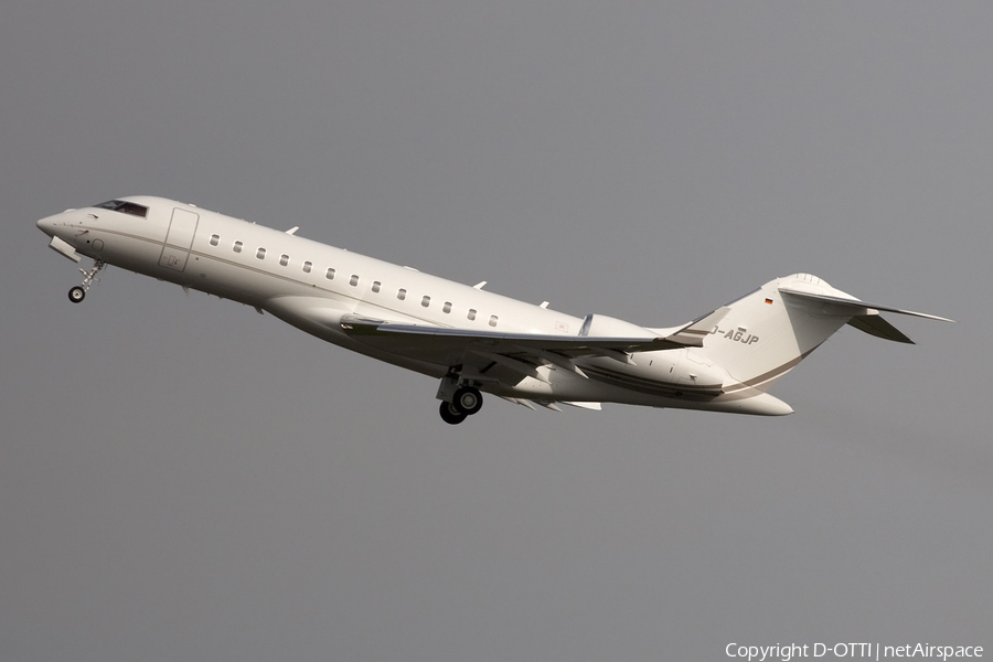ACM Air Charter Bombardier BD-700-1A10 Global 6000 (D-AGJP) | Photo 435934
