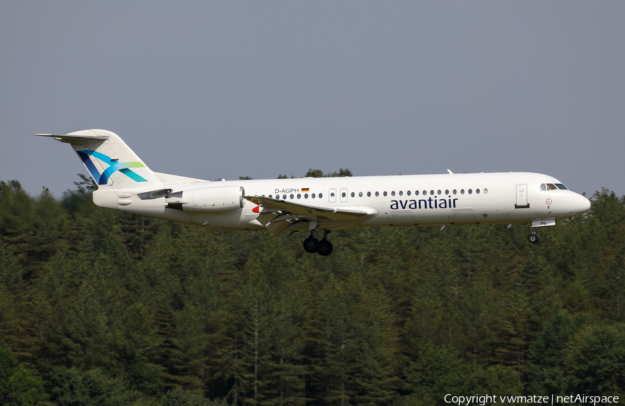 Avanti Air Fokker 100 (D-AGPH) | Photo 422057