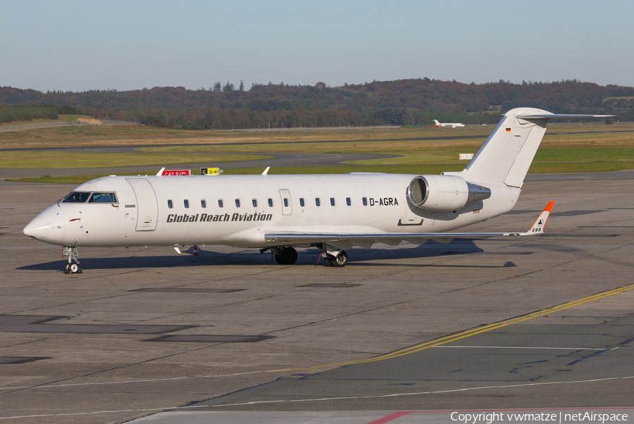 Global Reach Aviation Bombardier CRJ-200LR (D-AGRA) | Photo 422062